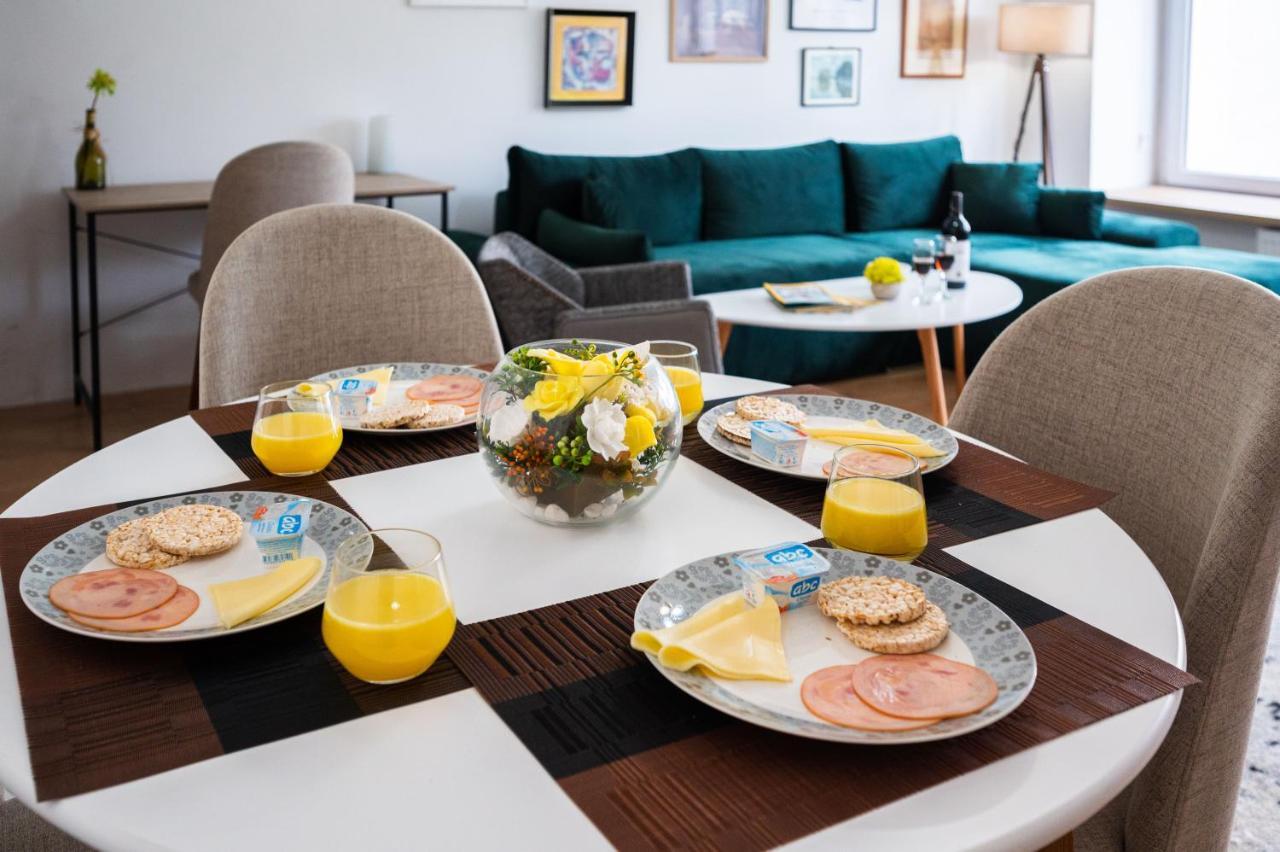 Spacious And Bright 2Bdr Apartment In The Old Town SJJ Exterior foto