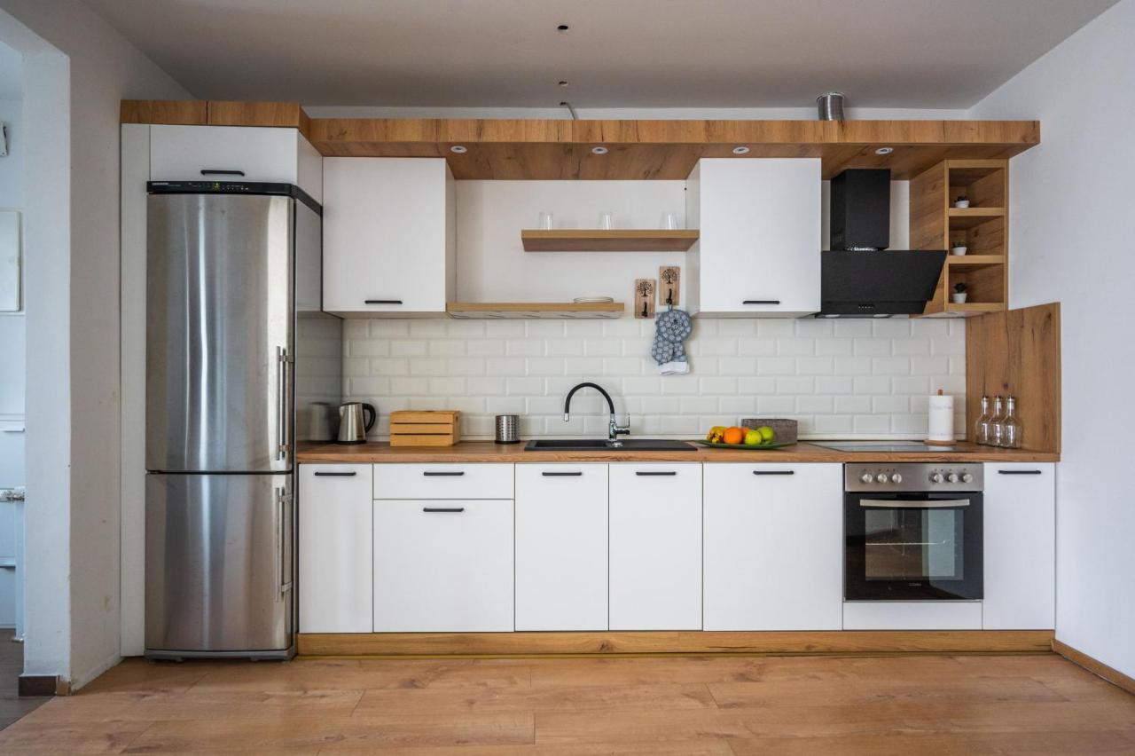 Spacious And Bright 2Bdr Apartment In The Old Town SJJ Exterior foto